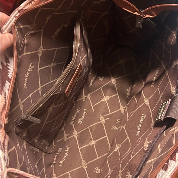Wrangler Large Aztec Patterned Brown Tote Bag - Picture 4 of 5